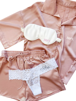 Blushing Bride Champagne Set
